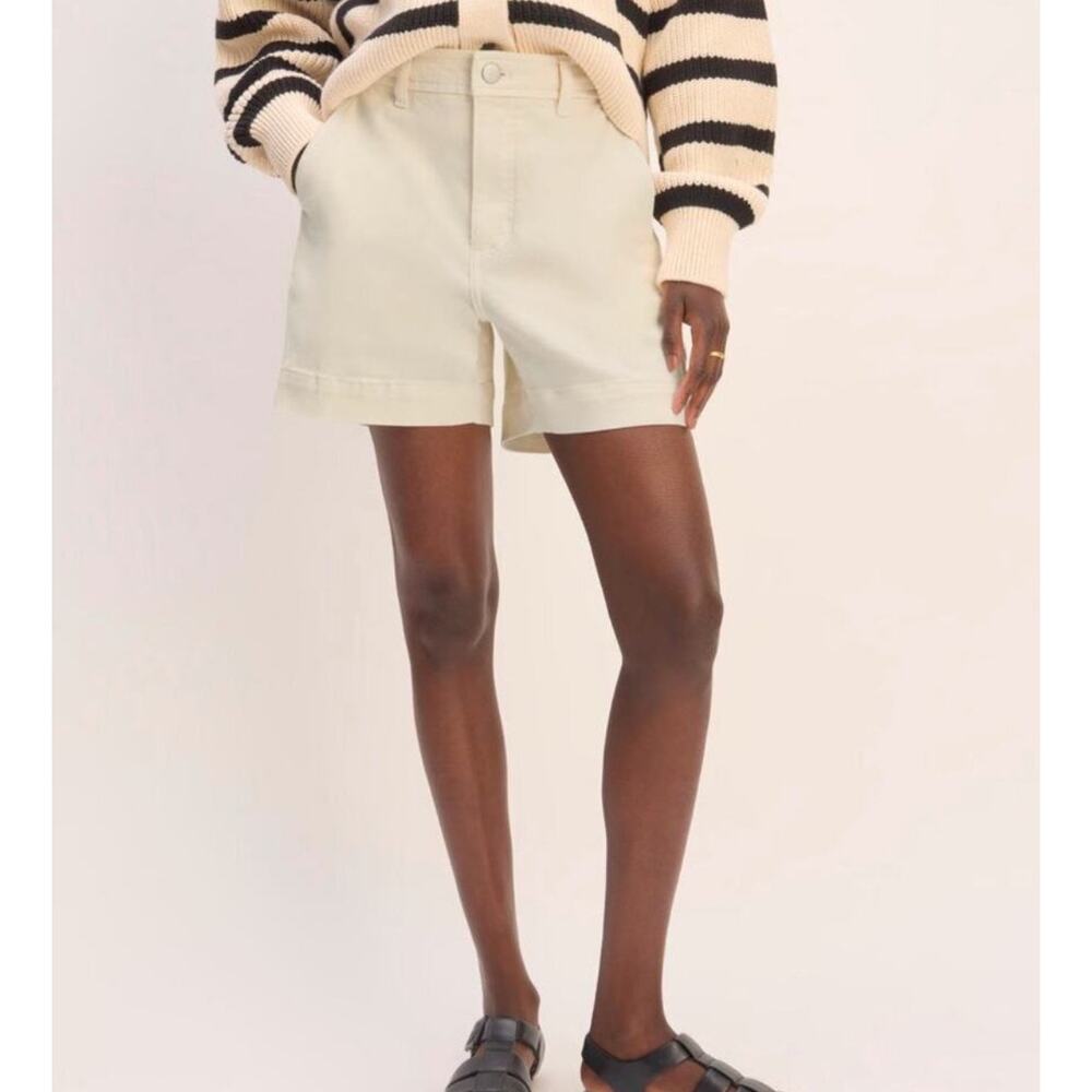 Everlane Light Beige Cargo Shorts